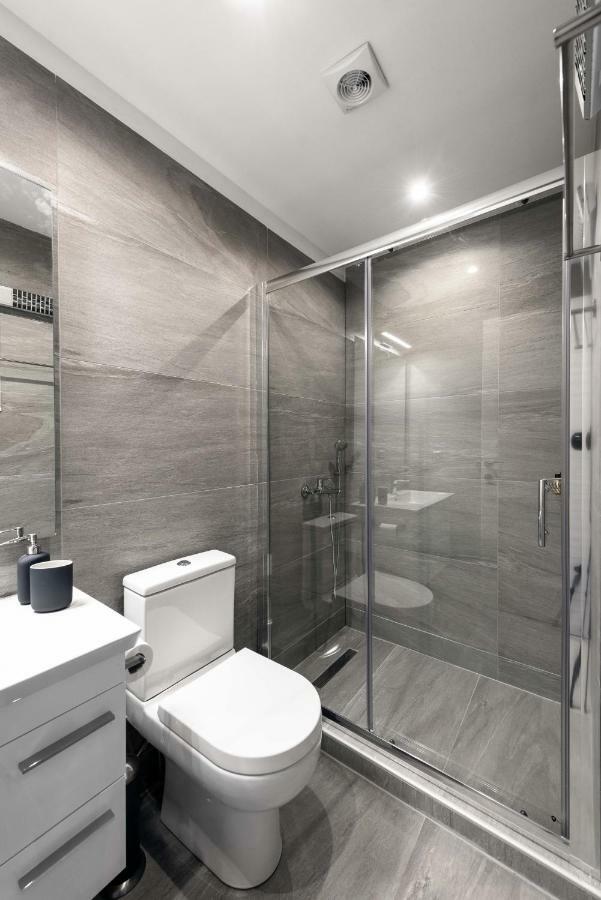 M&F Luxury Suites Est. 2019 / F Suite Thessaloníki Exteriör bild