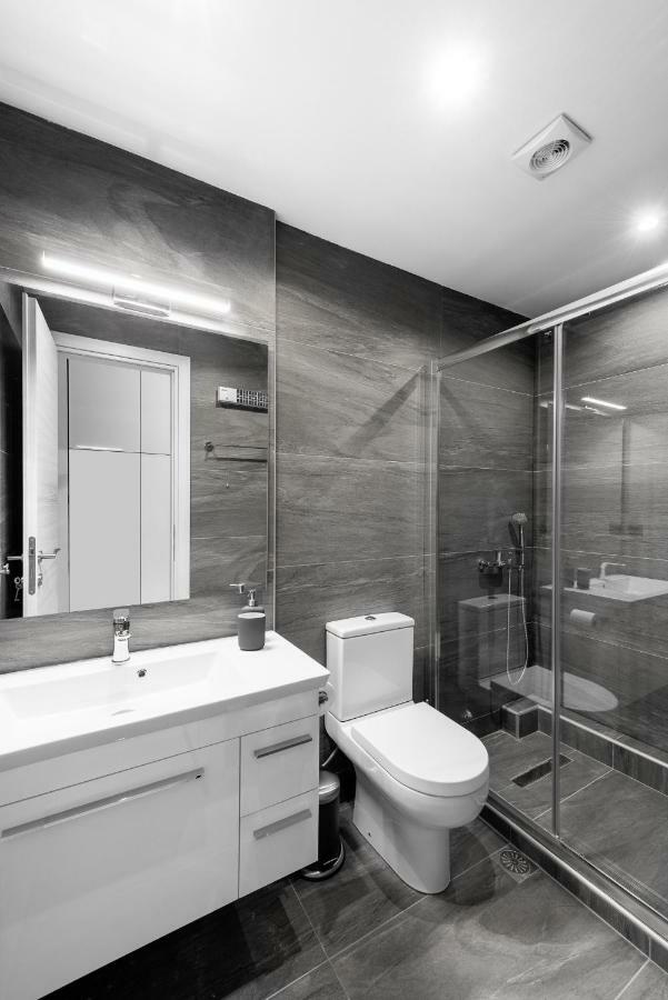 M&F Luxury Suites Est. 2019 / F Suite Thessaloníki Exteriör bild